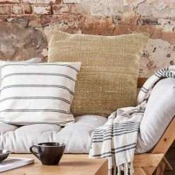 THEDECOFACTORY VINTAGE USED - <p>Coussin Effet Délavé Beige Naturel 70x70 - Beige Naturel -France Coussin et housse de coussin Soldes Boutique 28314003 2