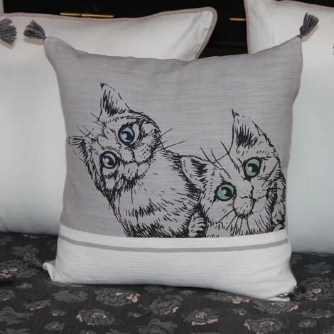 HOMEMAISON Coussin Déhoussable Cats Souris 45 X 45cm - Souris 1 HOMEMAISON Coussin Déhoussable Cats Souris 45 X 45cm - Souris