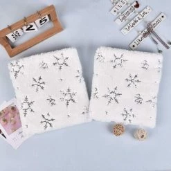 BEARSU Lot De 2 Taies D'oreiller Flocons De Neige De Noël, Flocons De Neige Blancs En Peluche Avec Paillettes Taie D'oreiller Pour Chaise De Voiture Salon Chambre, Blanc, Lot De 2 -France Coussin et housse de coussin Soldes Boutique 35895842 5