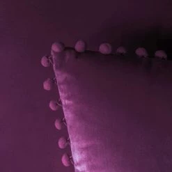 BEARSU Ashler Housses De Coussin Décoratives Avec Pompons Particules Molles Housses De Coussin Solides En Velours 18 X 18 Pour Canapé-lit Voiture, Lot De 2, Aubergine Violet 7 BEARSU Ashler Housses De Coussin Décoratives Avec Pompons Particules Molles Housses De Coussin Solides En Velours 18 X 18 Pour Canapé-lit Voiture, Lot De 2, Aubergine Violet -France Coussin et housse de coussin Soldes Boutique 36516186 3