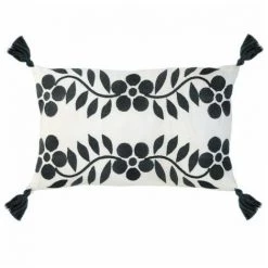 MOORISH IDOL MATISSE - Housse De Coussin Brodée - Motif "Chaine De Fleurs" Et Pompons - Fabrication Artisanale En Inde - Lavable En Machine 30°C - Rectangulaire - 50x30 CM - Noir