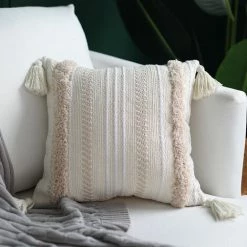Housses De Coussin Modernes Triomphe 2 Pièces- Simples Et Géométriques - Tricotées - Décoratives - Beige - Pour Canapé Et Salon 45*45cm 9 Housses De Coussin Modernes Triomphe 2 Pièces- Simples Et Géométriques - Tricotées - Décoratives - Beige - Pour Canapé Et Salon 45*45cm -France Coussin et housse de coussin Soldes Boutique 47435302 5