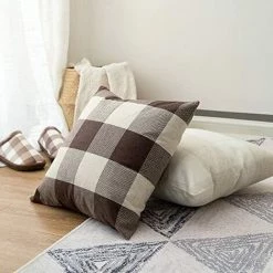 AIDUCHO Lot De 2, EN Velours Souple Solide Décoratif De Taie D'oreiller Carré Housse De Coussin Canapé Chambre à Coucher De Voiture 2 Pieces, 50x50cm Plaids Brown+white -France Coussin et housse de coussin Soldes Boutique 52570215 5