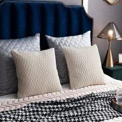 DENUOTOP Housses De Coussin Housses De Coussin De Canapé Blanc Ivoire: 2 Pack 45cmx45cm Taies D'oreiller Carrées En Velours Rayé D'origine Pour La Décoration De La Maison -France Coussin et housse de coussin Soldes Boutique 60005274 4