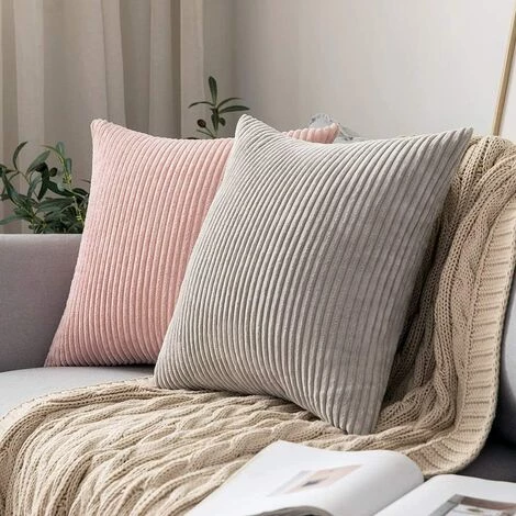 LYCXAMES Lot De 2 Decorative Housse De Coussin En Velours Côtelé Canapé Taie D'oreiller Douce Pour Maison Salon Chambre 45x45cm Rose 3 LYCXAMES Lot De 2 Decorative Housse De Coussin En Velours Côtelé Canapé Taie D'oreiller Douce Pour Maison Salon Chambre 45x45cm Rose – Image 3