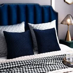 LYCXAMES Taie D'oreiller De Canapé Rayé Bleu Marine: 2 Pack 45cmx45cm Housse De Coussin Carré En Velours Original Pour La Décoration De La Chambre à Coucher -France Coussin et housse de coussin Soldes Boutique 61511779 4