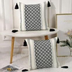 BAICCCF Coussin Et Housse De Coussin Lot De 2 Housses De Coussin Décoratives Tricotées En Coton Bohème Avec Pompon Noir Et Blanc, Accent Moderne Ferme Classique Jacquard Squard Taie D'oreiller Housse De Coussin Pour Canapé Canapé, 45 X 45 Cm - Le Noir -France Coussin et housse de coussin Soldes Boutique 64107268 2