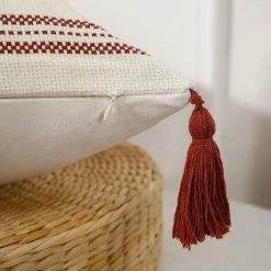 BAICCCF Coussin Et Housse De Coussin Lot De 2 Housses De Coussin Décoratives Tricotées En Coton Bohème Avec Pompon Rouille Et Blanc, Accent Moderne Ferme Classique Jacquard Squard Taie D'oreiller Housse De Coussin Pour Canapé Canapé, 45 X 45 Cm - Rouiller 7 BAICCCF Coussin Et Housse De Coussin Lot De 2 Housses De Coussin Décoratives Tricotées En Coton Bohème Avec Pompon Rouille Et Blanc, Accent Moderne Ferme Classique Jacquard Squard Taie D'oreiller Housse De Coussin Pour Canapé Canapé, 45 X 45 Cm - Rouiller -France Coussin et housse de coussin Soldes Boutique 64107318 3