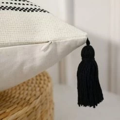 BAICCCF Coussin Et Housse De Coussin Lot De 2 Housses De Coussin Décoratives Tricotées En Coton Bohème Avec Pompon Noir Et Blanc, Accent Moderne Ferme Classique Jacquard Jacquard Taie D'oreiller Housse De Coussin Pour Canapé Canapé, 50 X 50 Cm - Le Noir -France Coussin et housse de coussin Soldes Boutique 64107339 4