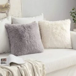 CARILLONSàVENT Lot De 2 Housse De Coussin De Canapé Fourrure De Luxe Decoration Canapé Maison Chambre Lit Super Doux Peluche Taie D'oreiller Décorative 40X40cm 16X16 Pouces Beige Carivent 9 CARILLONSàVENT Lot De 2 Housse De Coussin De Canapé Fourrure De Luxe Decoration Canapé Maison Chambre Lit Super Doux Peluche Taie D'oreiller Décorative 40X40cm 16X16 Pouces Beige Carivent -France Coussin et housse de coussin Soldes Boutique 64139220 5
