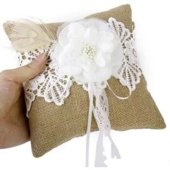 PERLE RARE Coussin Oreiller Porteur De Bague Alliance En Jute Vintage Orné De Dentelle Et Fleur 20cmx20cm -France Coussin et housse de coussin Soldes Boutique 65177463 3