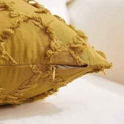 BARES Housse De Coussin, Lot De 2 Housses Coussins Canapé à Texture Ondulée 45x45cm, Housse Oreiller Decoratif En Fausse Fourrure Ultra Douces Avec Gland Pour Maison Salon Chambre Canapé(Jaune) -France Coussin et housse de coussin Soldes Boutique 65335634 3