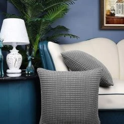 OSQI Taie D'oreiller En Grains De Maïs, Taie D'oreiller En Velours Côtelé Doux, Housse De Coussin De Décoration De Canapé De Chambre à Coucher De Maison (2pcs Gris Foncé, 45x45cm) 9 OSQI Taie D'oreiller En Grains De Maïs, Taie D'oreiller En Velours Côtelé Doux, Housse De Coussin De Décoration De Canapé De Chambre à Coucher De Maison (2pcs Gris Foncé, 45x45cm) -France Coussin et housse de coussin Soldes Boutique 65505229 5