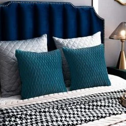 MERéTéET Taie D'oreiller Turquoise 50cmx50cm: Lot De 2 Housses De Coussin Décoratif Carré En Velours Rayé Original Pour Canapé De Chambre -France Coussin et housse de coussin Soldes Boutique 65789945 3