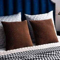 YIENJAOY Light Brown Pillow Cases: 2 Pack 45cmx45cm Original Stripe Velvet Square Decorative Cushion Covers For Bedroom Couch -France Coussin et housse de coussin Soldes Boutique 65809685 4