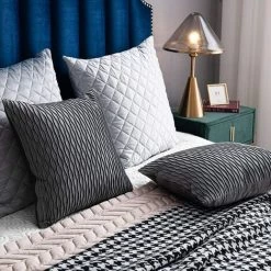 YIENJAOY Taie D'oreiller Décorative à Rayures Grises: 2 Pack 50cmx50cm Housse De Coussin Carré En Velours Original Pour Canapé De Chambre -France Coussin et housse de coussin Soldes Boutique 65809732 5