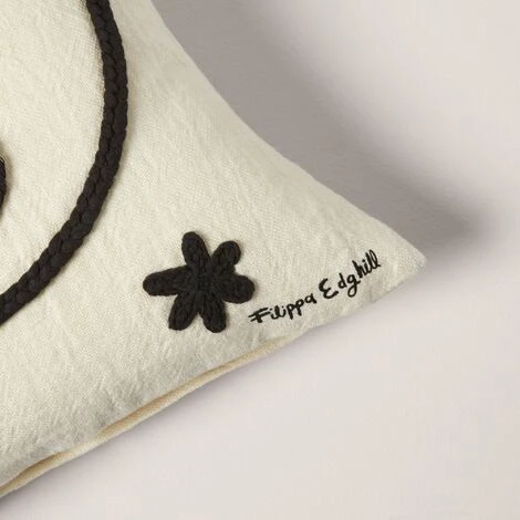 Housse De Coussin 40x40 Cm MADURA - Ivoire Et Noir - MOON - Ivoire Et Noir 2 Housse De Coussin 40x40 Cm MADURA - Ivoire Et Noir - MOON - Ivoire Et Noir – Image 2