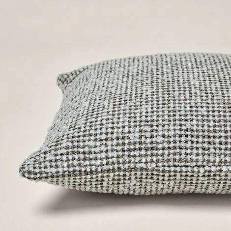 Housse De Coussin 40x40 Cm MADURA - Ivoire Et Noir - PIETRO - Ivoire Et Noir 3 Housse De Coussin 40x40 Cm MADURA - Ivoire Et Noir - PIETRO - Ivoire Et Noir – Image 3