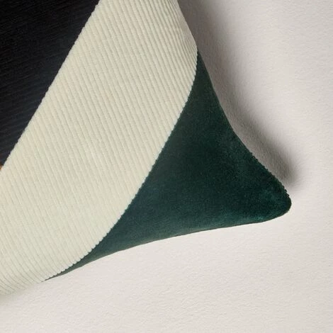 Housse De Coussin 28x47 Cm MADURA - Ivoire Caramel Et Marine - GOTIE - Ivoire Caramel Et Marine 2 Housse De Coussin 28x47 Cm MADURA - Ivoire Caramel Et Marine - GOTIE - Ivoire Caramel Et Marine – Image 2