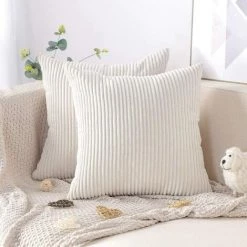 OCXIN Lot De 2 Taies D'oreiller Décoratives 45 X 45 Cm Velours Côtelé Couleur Pure Housse De Coussin Doux En Peluche Housse De Coussin Ensemble Taie D'oreiller Pour Canapé Voiture Chambre Maison Taies D'oreiller Décoratives (Beige 45 X 45 Cm)