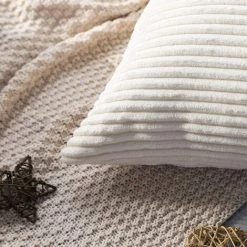 OCXIN Lot De 2 Taies D'oreiller Décoratives 45 X 45 Cm Velours Côtelé Couleur Pure Housse De Coussin Doux En Peluche Housse De Coussin Ensemble Taie D'oreiller Pour Canapé Voiture Chambre Maison Taies D'oreiller Décoratives (Beige 45 X 45 Cm) -France Coussin et housse de coussin Soldes Boutique 66860619 3